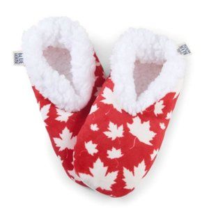 Moose on Red Women's Warm and Cozy Slippers